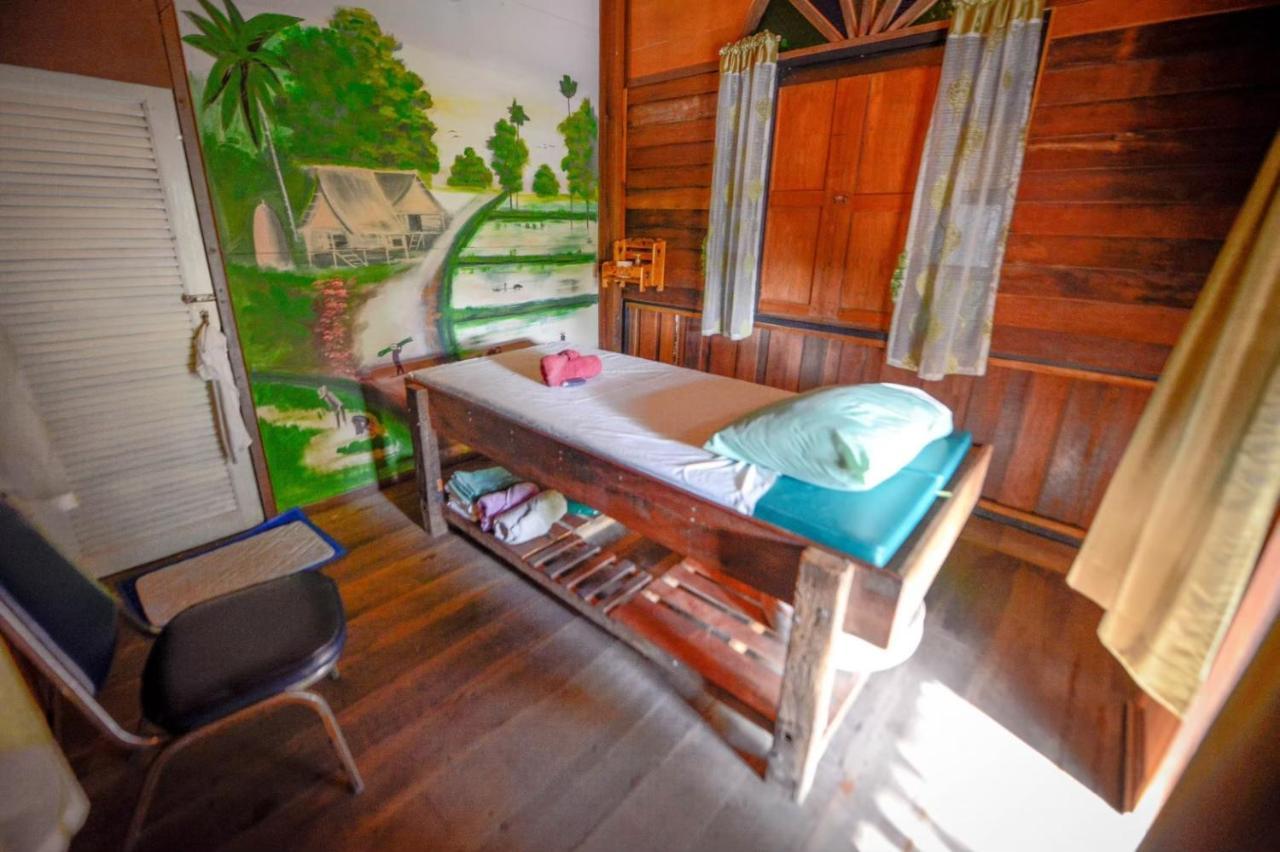 MRK Resort&Massage Lop Buri Exterior foto