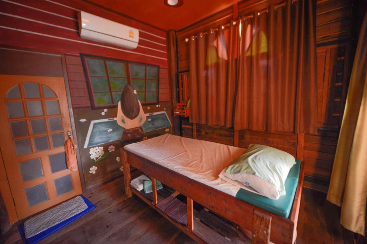 MRK Resort&Massage Lop Buri Exterior foto