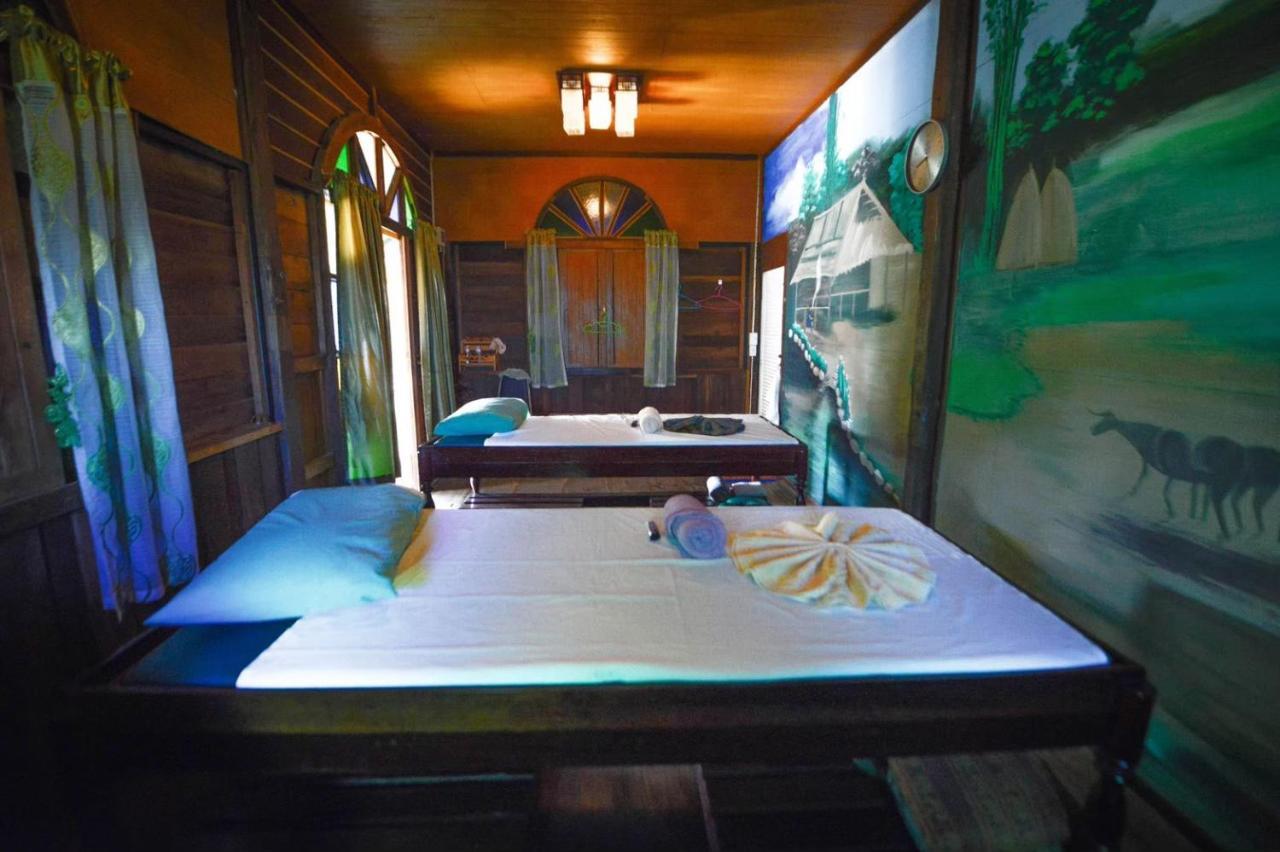 MRK Resort&Massage Lop Buri Exterior foto