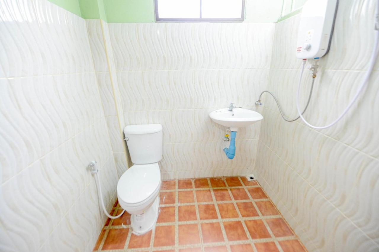 MRK Resort&Massage Lop Buri Exterior foto