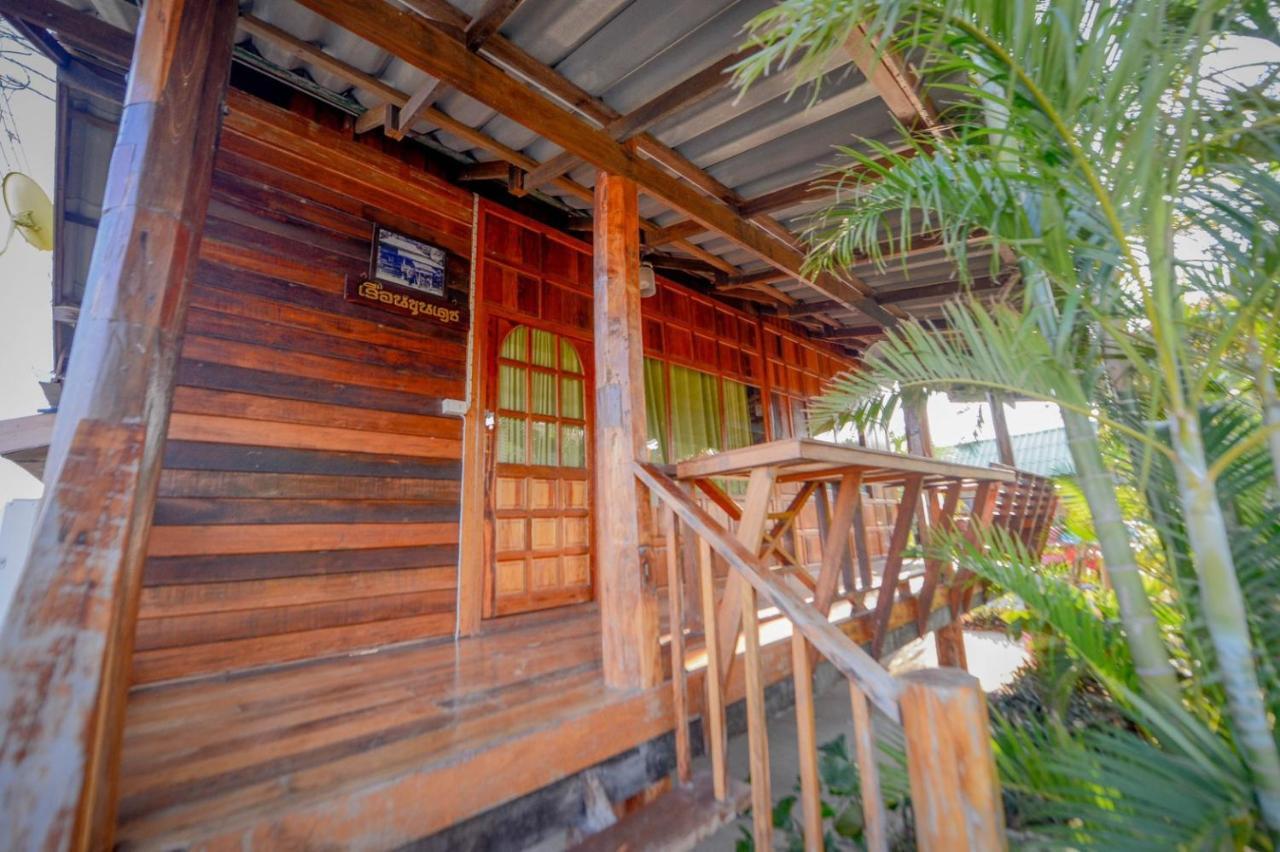 MRK Resort&Massage Lop Buri Exterior foto