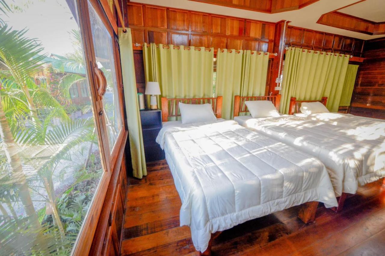 MRK Resort&Massage Lop Buri Exterior foto